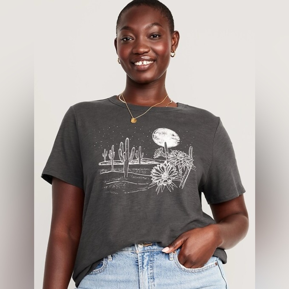 Women’s Old Navy Gray Desert Cactus Graphic T-Shirt Small